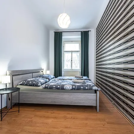 Wenceslas Square 2 Bedroom Apartment Prague Exterior photo