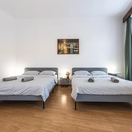 Wenceslas Square 2 Bedroom Apartment Prague Exterior photo